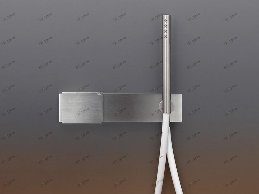 Гидравлический смеситель для ванны и душа с ручным душем Regolo Reg 10 Santreyd