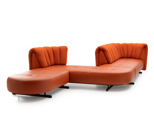 Секционный диван из кожи и ткани