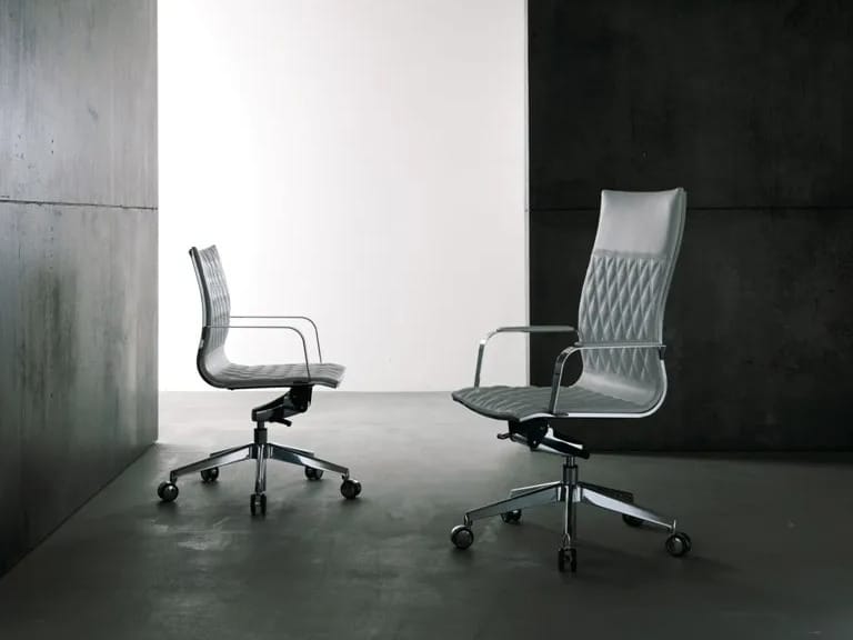 Операционный офисный стул с подлокотниками 4 спицы Kastel Kruna Plus ARCH-00091015 - Вид №2