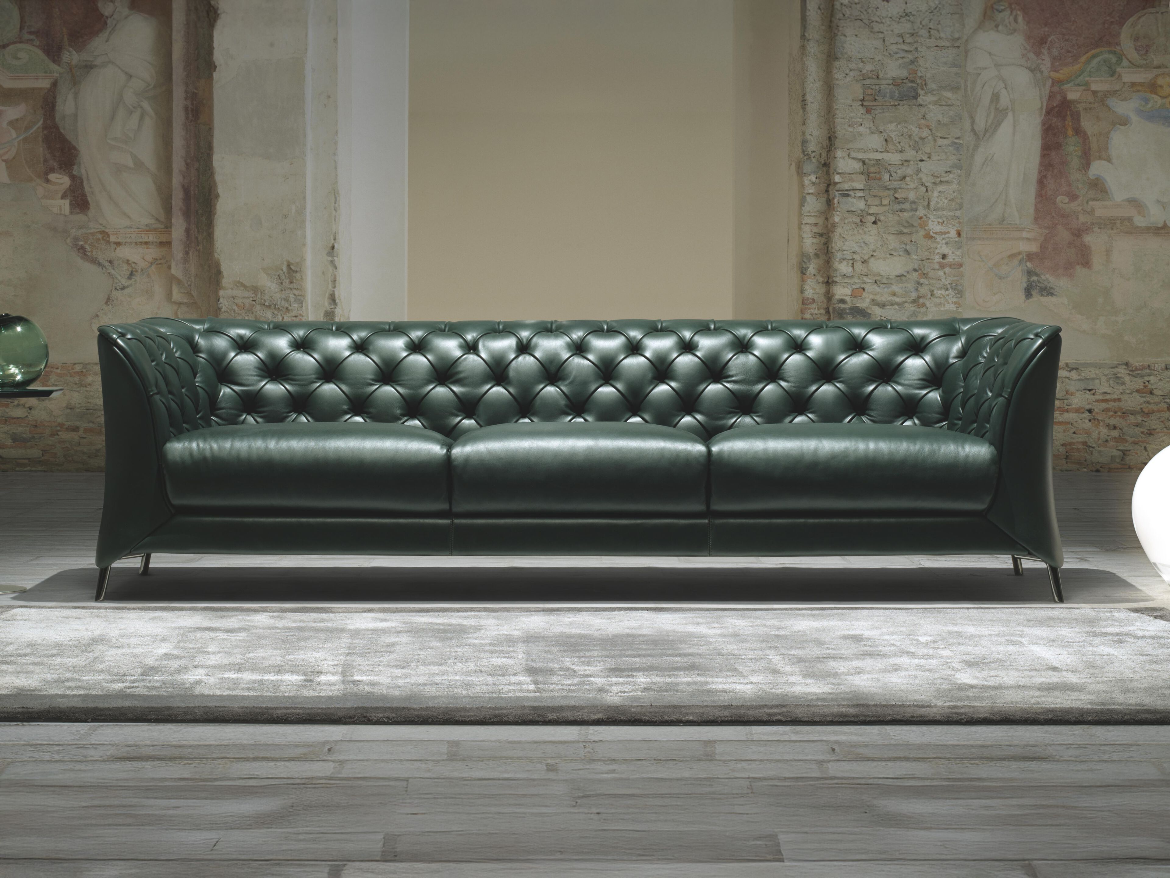 Кожаный или тканевый капитонный диван Natuzzi Italia La scala ARCH-00137580 - Вид №3