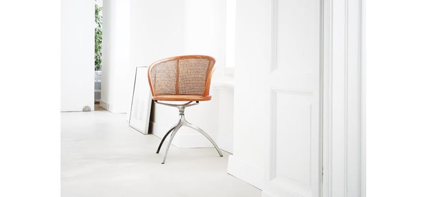 Поворотный стул на насесте Alias Столик из дерева для юных леди ARCH-00103056 - Вид №3