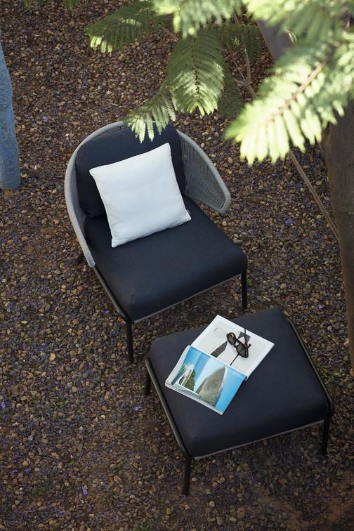 MNST567 Подставка для ног лава бронза Manutti Radius - Вид №7