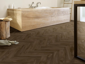 Нескользящий виниловый пол с эффектом дерева