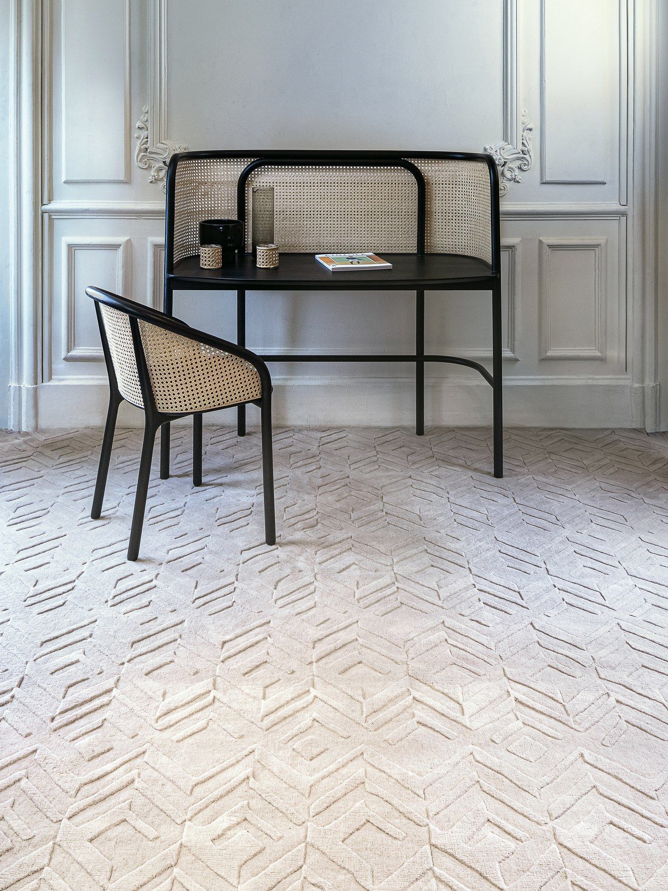 Прямоугольный ковер ручной работы из шерсти Edition Bougainville Chromatic ARCH-00139300 - Вид №1