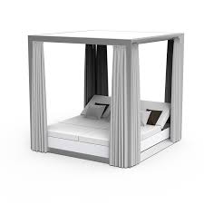 088580 Кровать с навесом с занавеской Vondom Vela