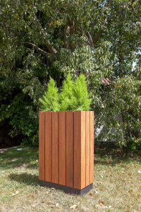 Деревянный прямоугольный высокий плантатор