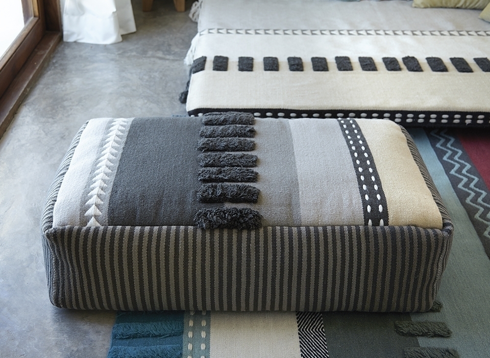 100391 Пуф Alexandra. Neutral GAN Glaoui