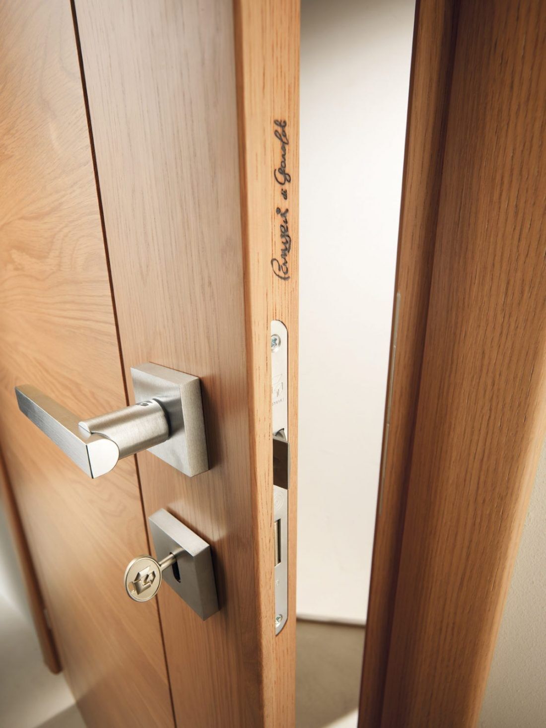 Распашная дверь из массива дерева GAROFOLI Пангея ARCH-00074000 - Вид №8