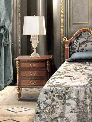 Тумбочка  COLOMBOSTILE 0111 CM CLASSICO