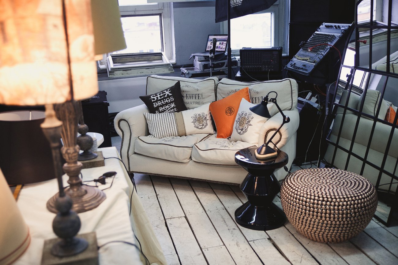 Диван Thomas Eiffei двухместный прямой бежевый ДОМАШНЯЯ ОБСТАНОВКА THOMAS EIFFEI 017179 Бежевый;молочный Santreyd  - Вид №9