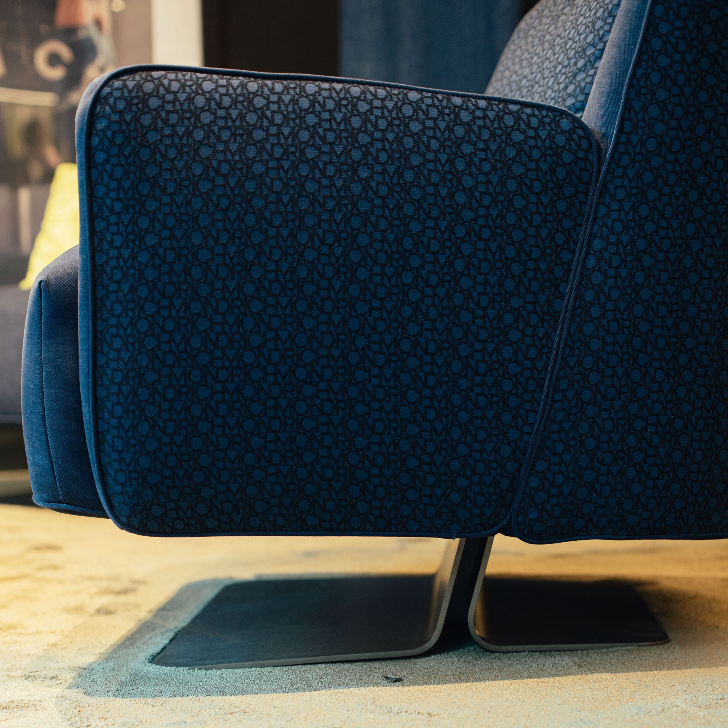 Тканевое кресло с подлокотниками Formitalia Джон Ричмонд ARCH-00087500 - Вид №5