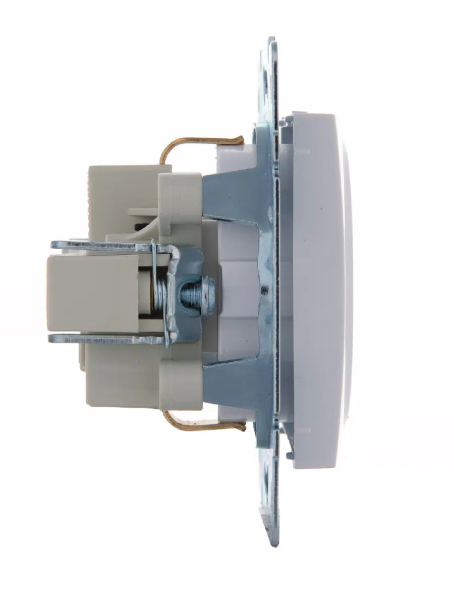 KARINA Розетка с защитой от детей сз белый LEZARD 707-0288-124В - Вид №3