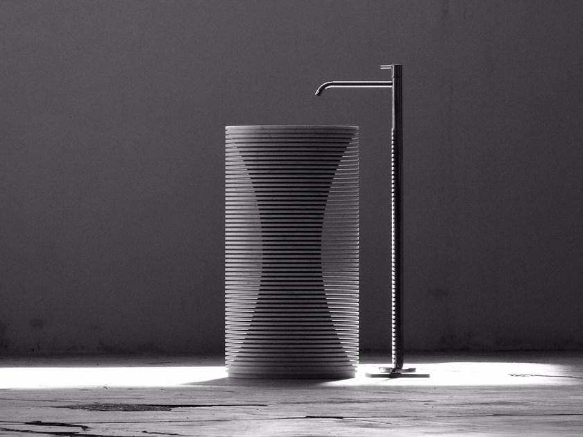 INTROVERSO1 Antoniolupi Напольная раковина стоящая овальная  - Вид №1