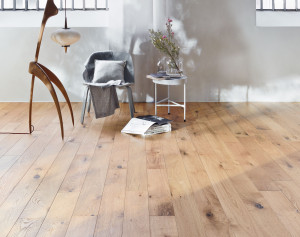 Предварительно обработанный плавающий паркет из фанеры