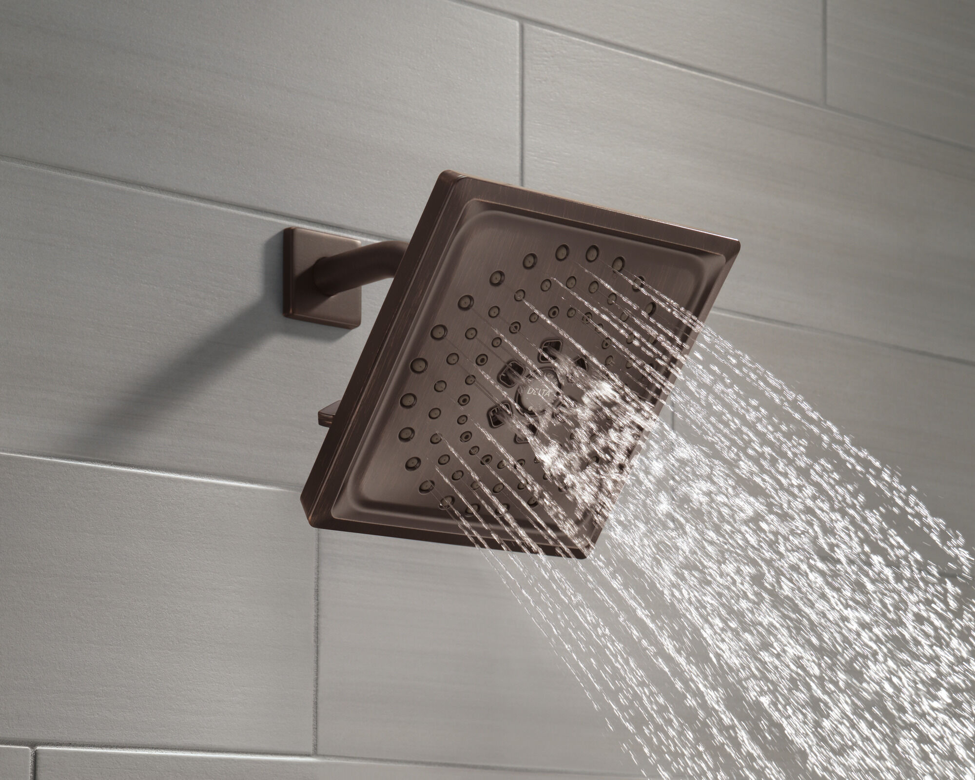 75355CRB H2Okinetic® 3-х позиционная душевая лейка Raincan Delta Faucet DELTA Венецианская бронза - Вид №4