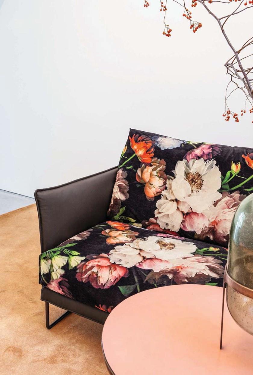 Twils Lounge 2-местный тканевый диван Finn sun-id-1395483 - Вид №1