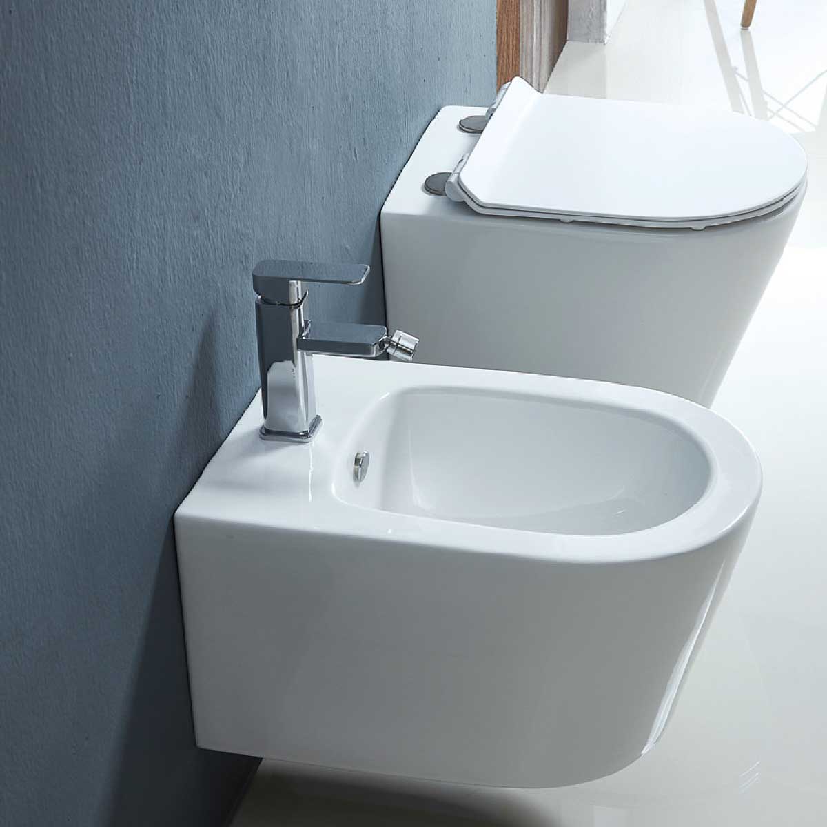 VT1-11 Унитаз подвесной Vincea Piatti Santreyd 