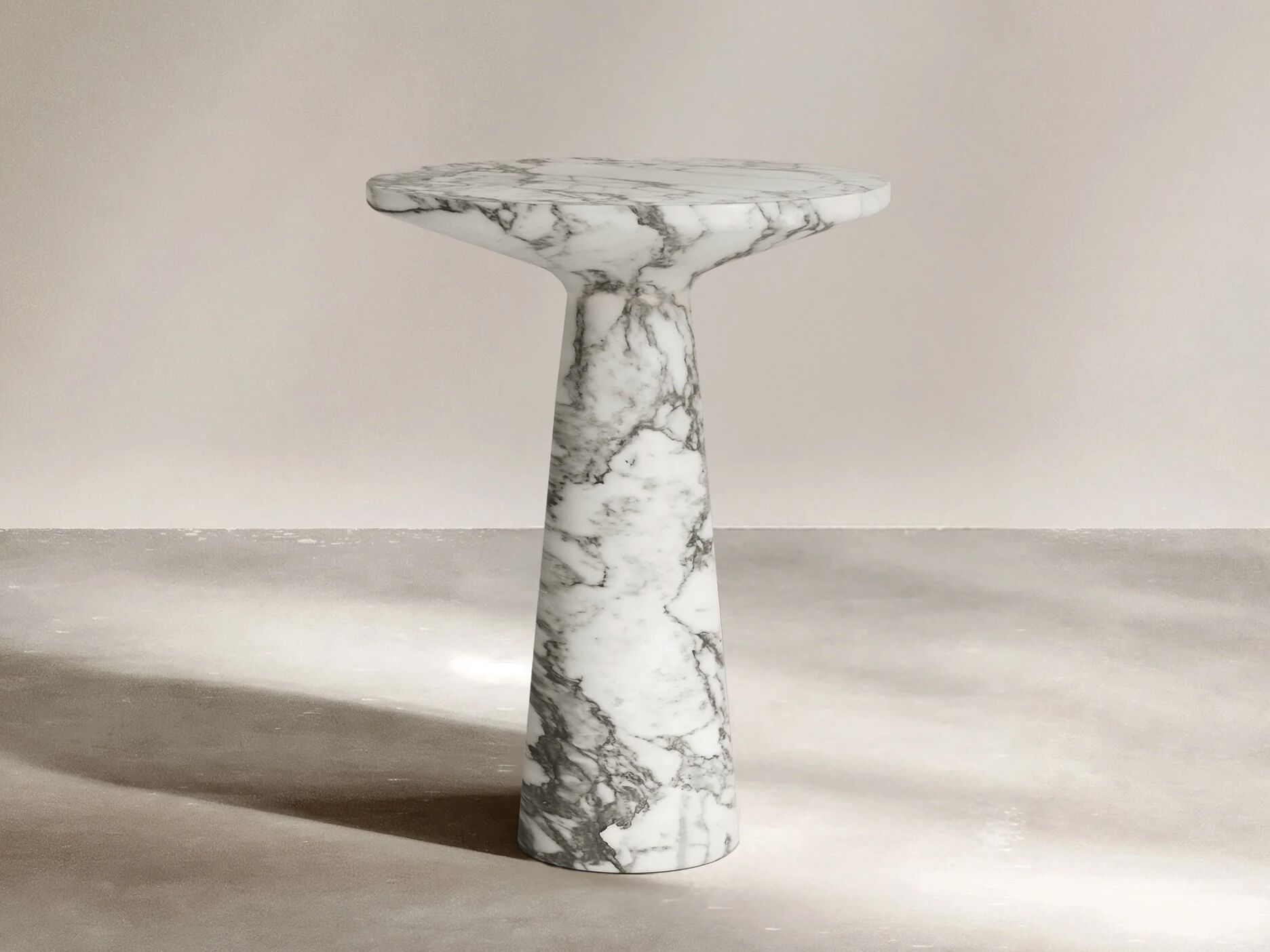 Мраморный пьедестал Paloma Editions Джуд ARCH-00024218