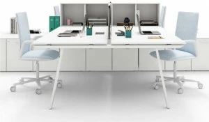 Bralco Многофункциональное рабочее место из закаленного стекла с перегородками и встроенной полкой Take off