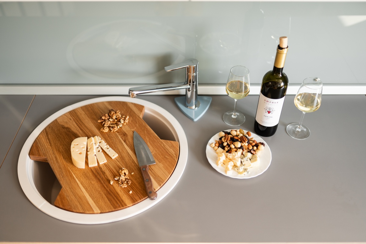 Подставка под смеситель Triangle серая KIT KRAKEN  - Вид №2