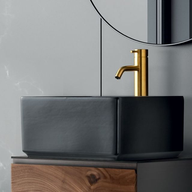 ONE002GDL Смеситель для раковины Linki ONE, Золото глянцевая сталь - Вид №1