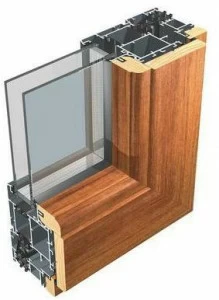 ALUK Group Окно с терморазрывом из алюминия и дерева с двойным остеклением