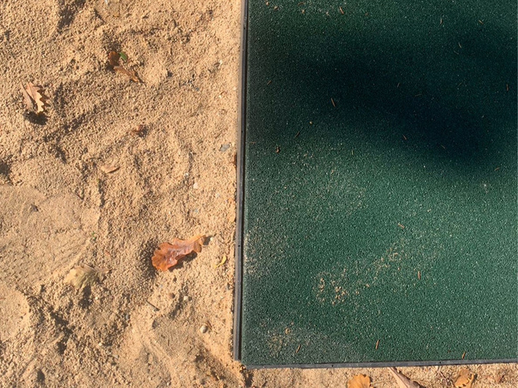 Пластиковый бордюр 45 мм, длина 1 м ГеоПластБорд GPBST-45 - Вид №6