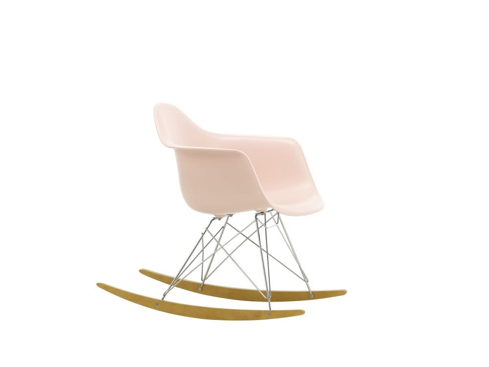 Мягкое тканевое кресло-качалка с подлокотниками VITRA Eames Plastic Chair ARCH-00023828 - Вид №25