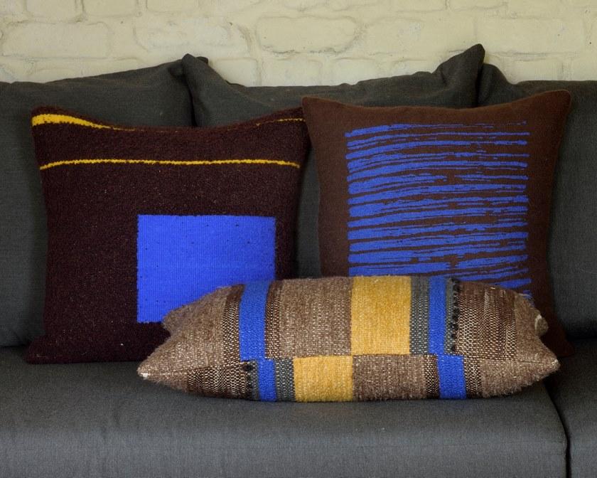 Ethnicraft Квадратная тканевая подушка для дивана Mystic ink 21066 - Вид №3