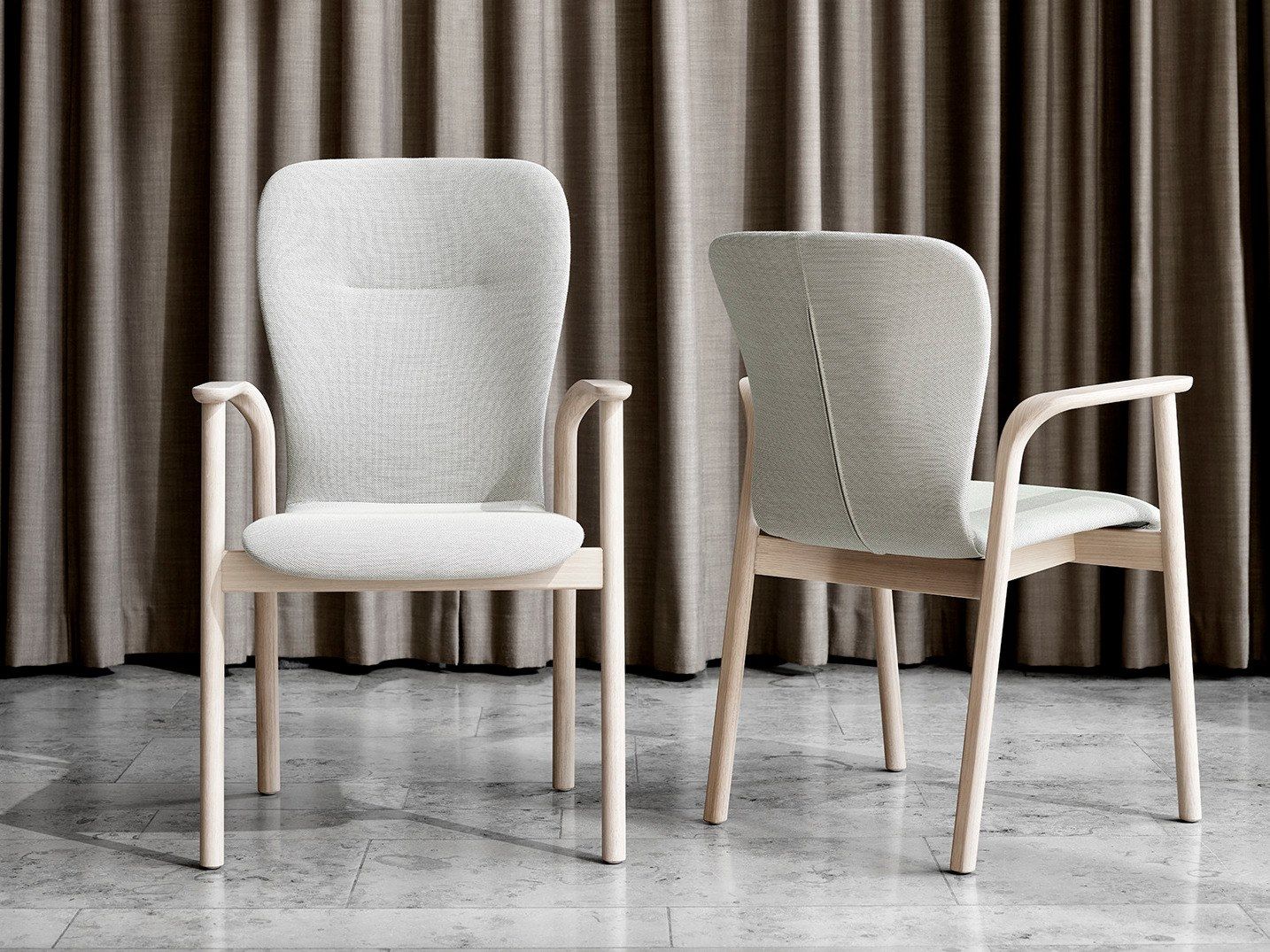 Деревянный штабелируемый стул с подлокотниками Brunner feel ARCH-00075824 - Вид №2