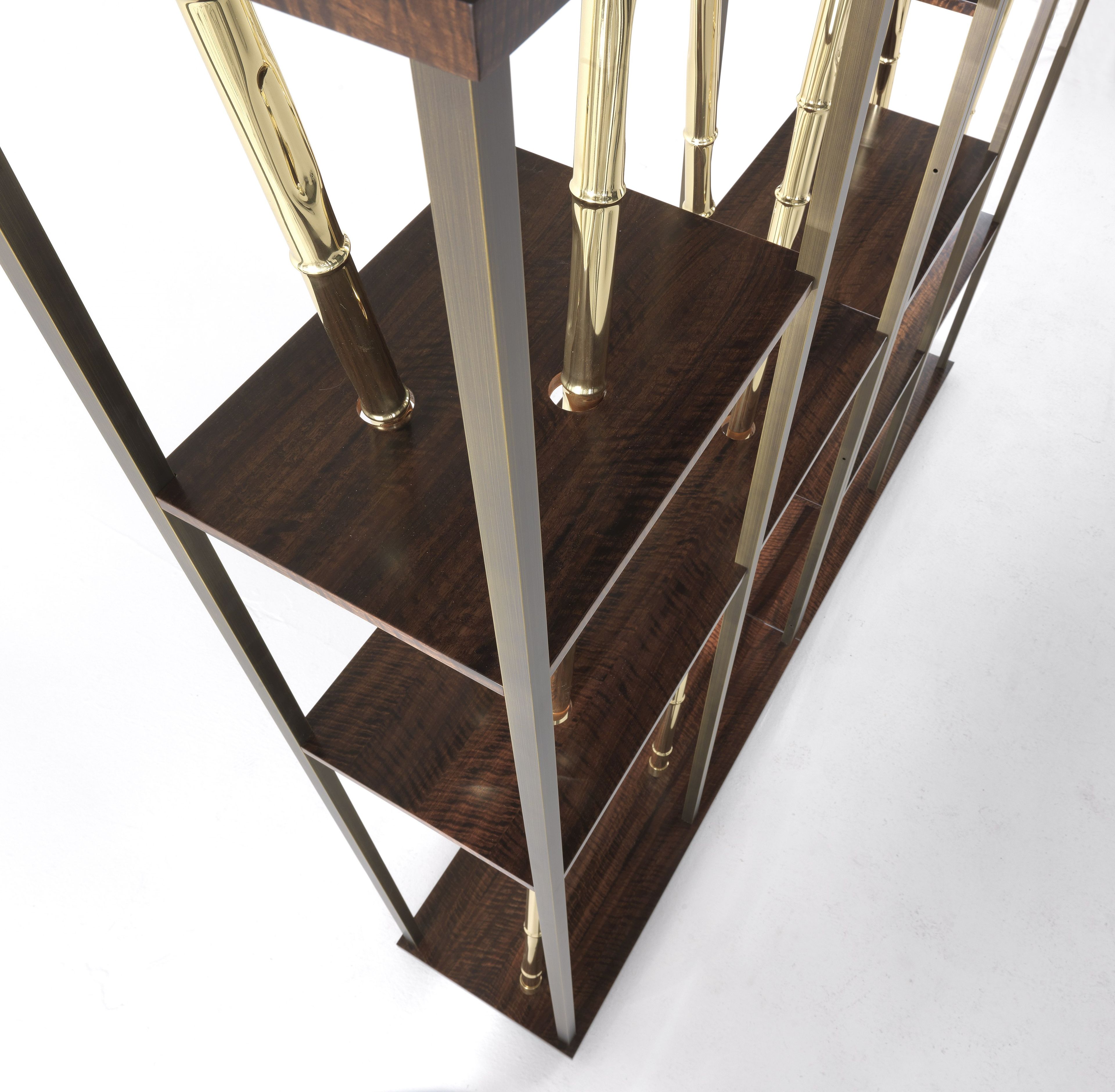 Книжный шкаф из эвкалипта и металла ETRO Home Interiors Taxila ARCH-00139044 - Вид №2