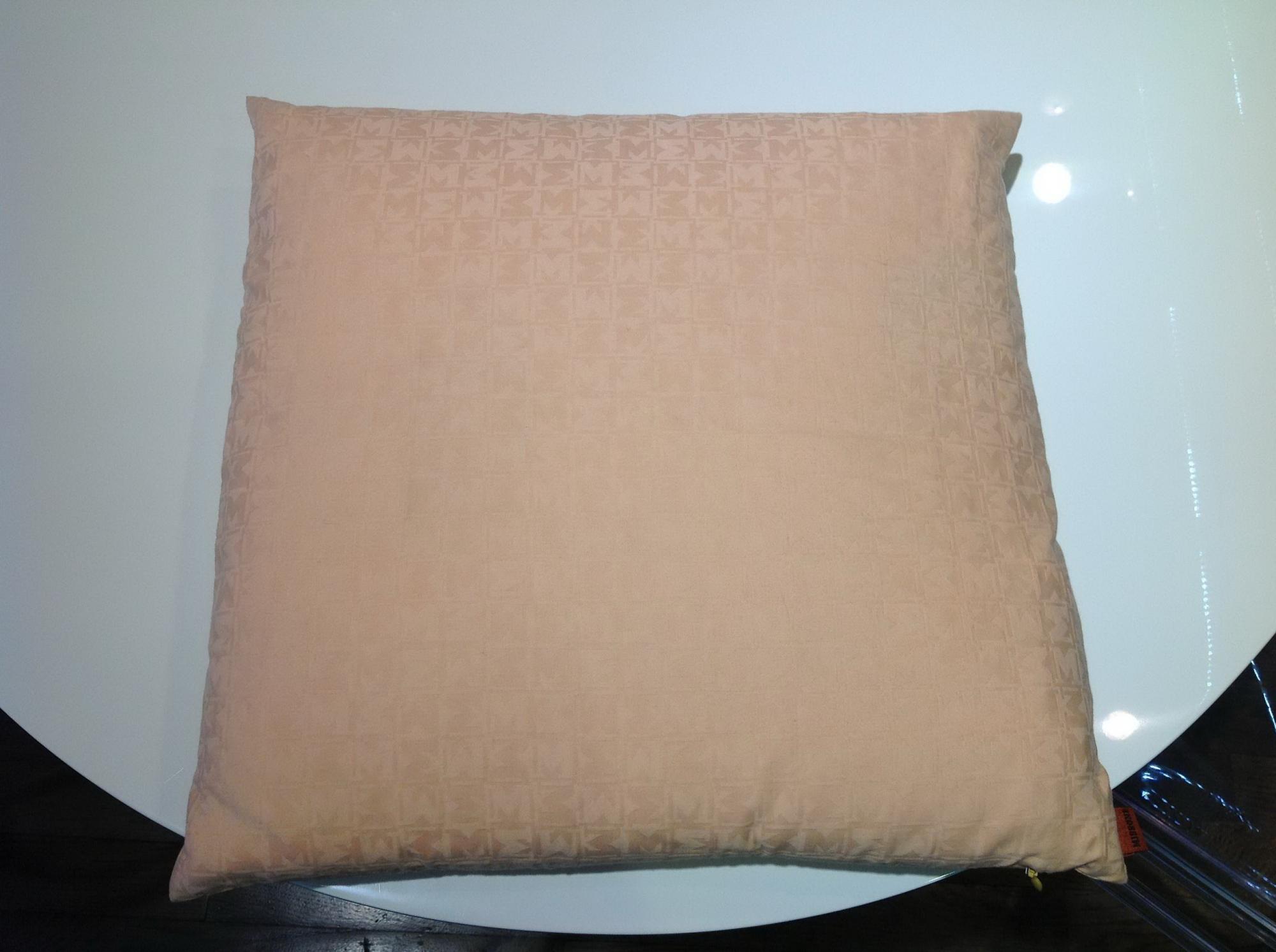 Подушка / Jolly MissoniHome sun-id-376715 - Вид №1
