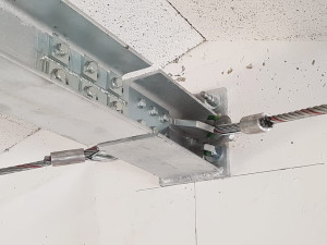 Система скосов щитка