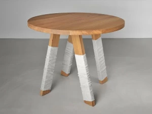 Vitamin Design Круглый стол из массива дерева