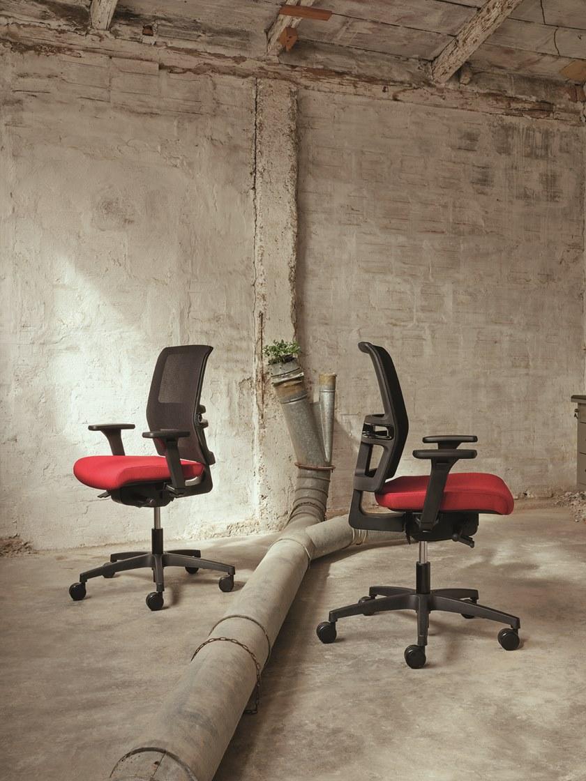 Linea Fabbrica Офисный стул 5 спиц с подлокотниками Omnia sun-id-1409101 - Вид №2