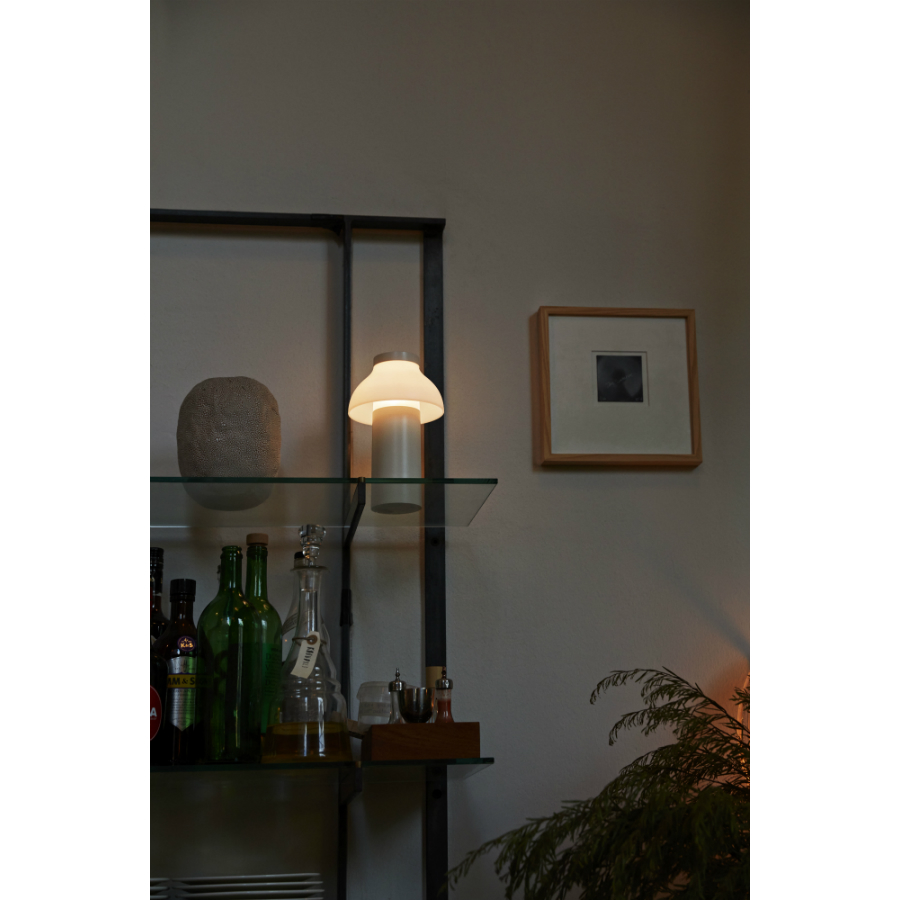 Лампа настольная PC Portable, белая Hay 4104313009000 - Вид №3