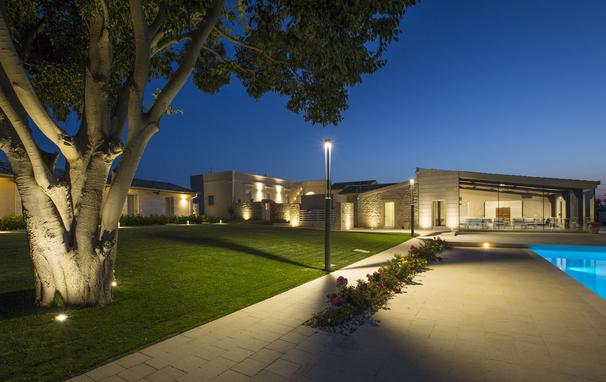 3333613 Уличное освещение  Platek TRIS  TRIS H. 3600 mm - 1 COB LED 3000K - Вид №9