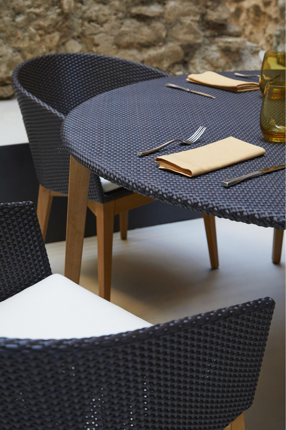 106738 Обеденный стол Ø 140 см Point Arc POINT1920