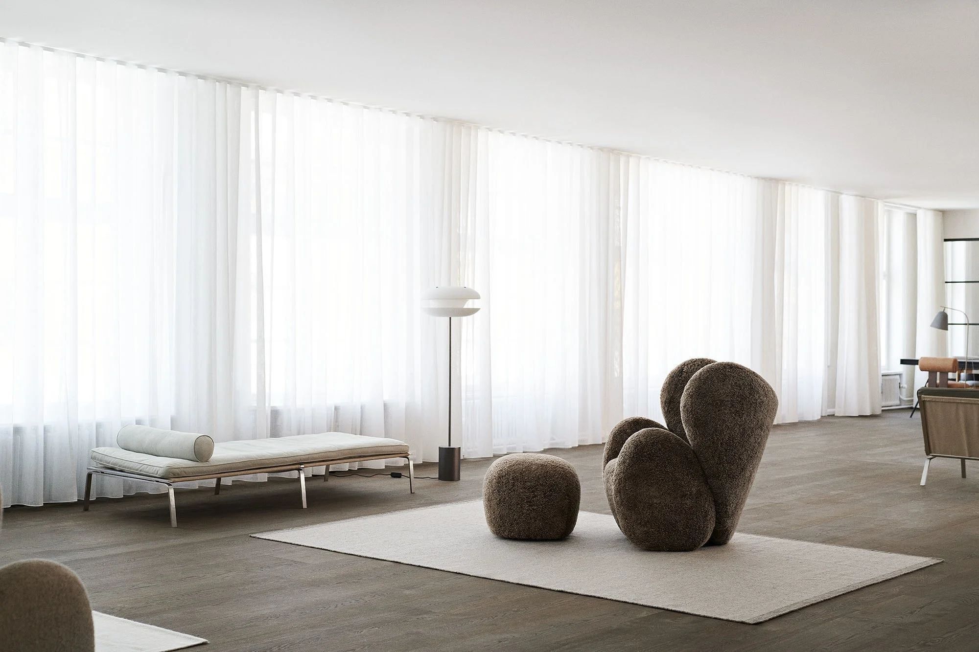 Кожаное кресло NORR11 BIG BIG CHAIR ARCH-00031996 - Вид №2