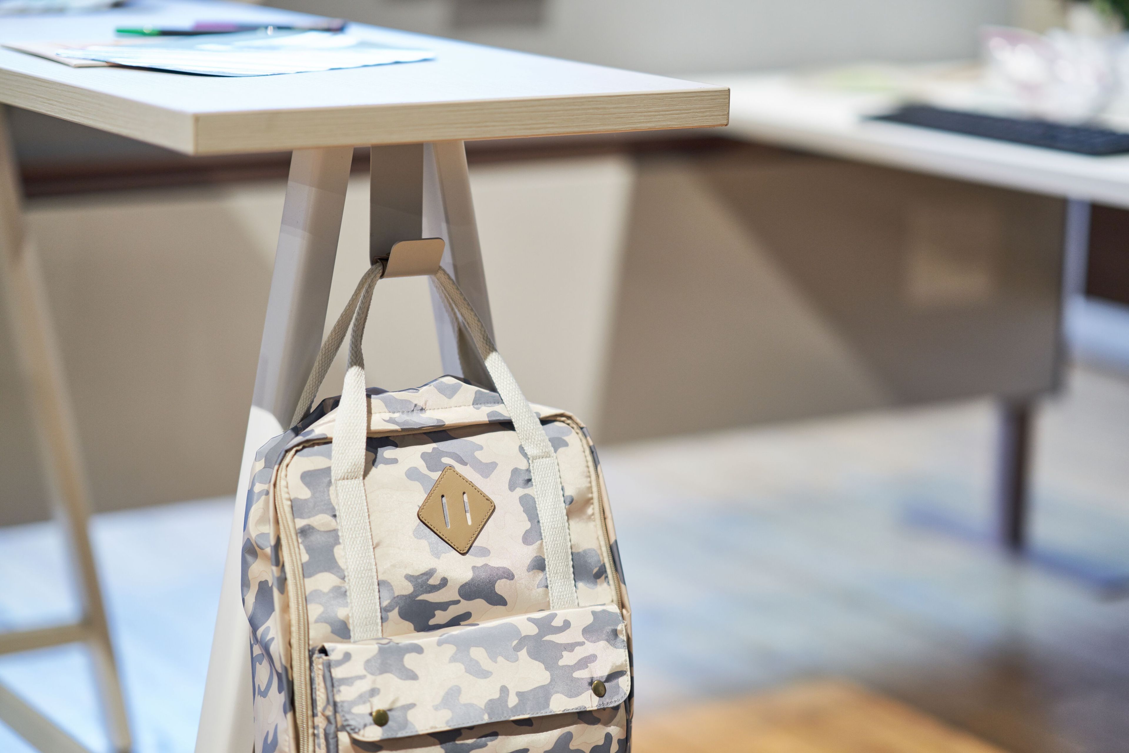 Высокий стол для совещаний из меламина с колесами Haworth POPUP ARCH-00086013 - Вид №7