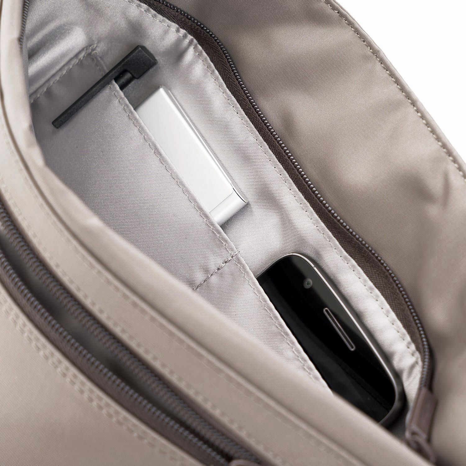 HIC403/316-07 Сумка HIC403 Fola RFID Hedgren Inner City  - Вид №8