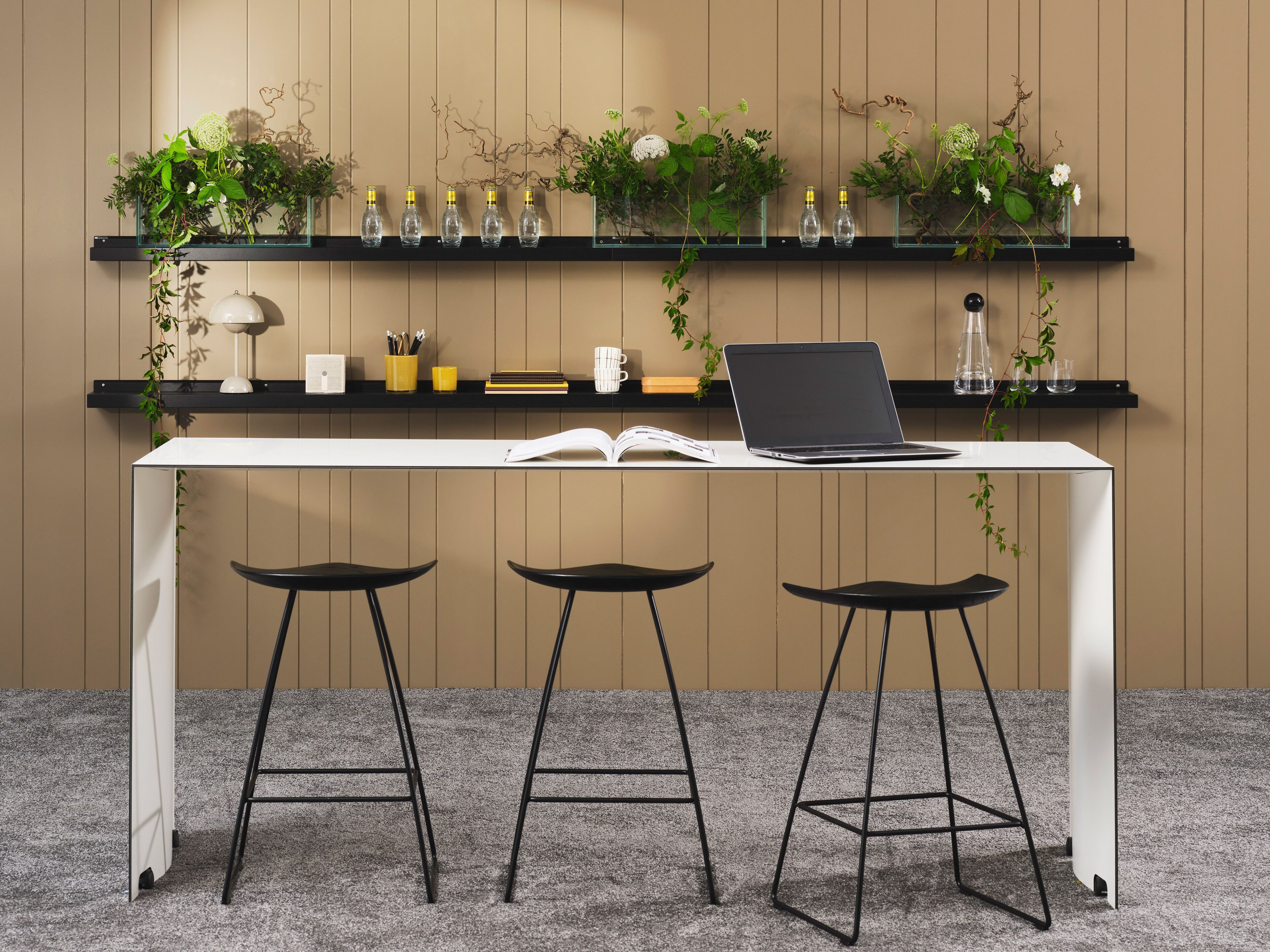 Прямоугольный журнальный столик для гостиной Karl Andersson тонкий ARCH-00067925 - Вид №1