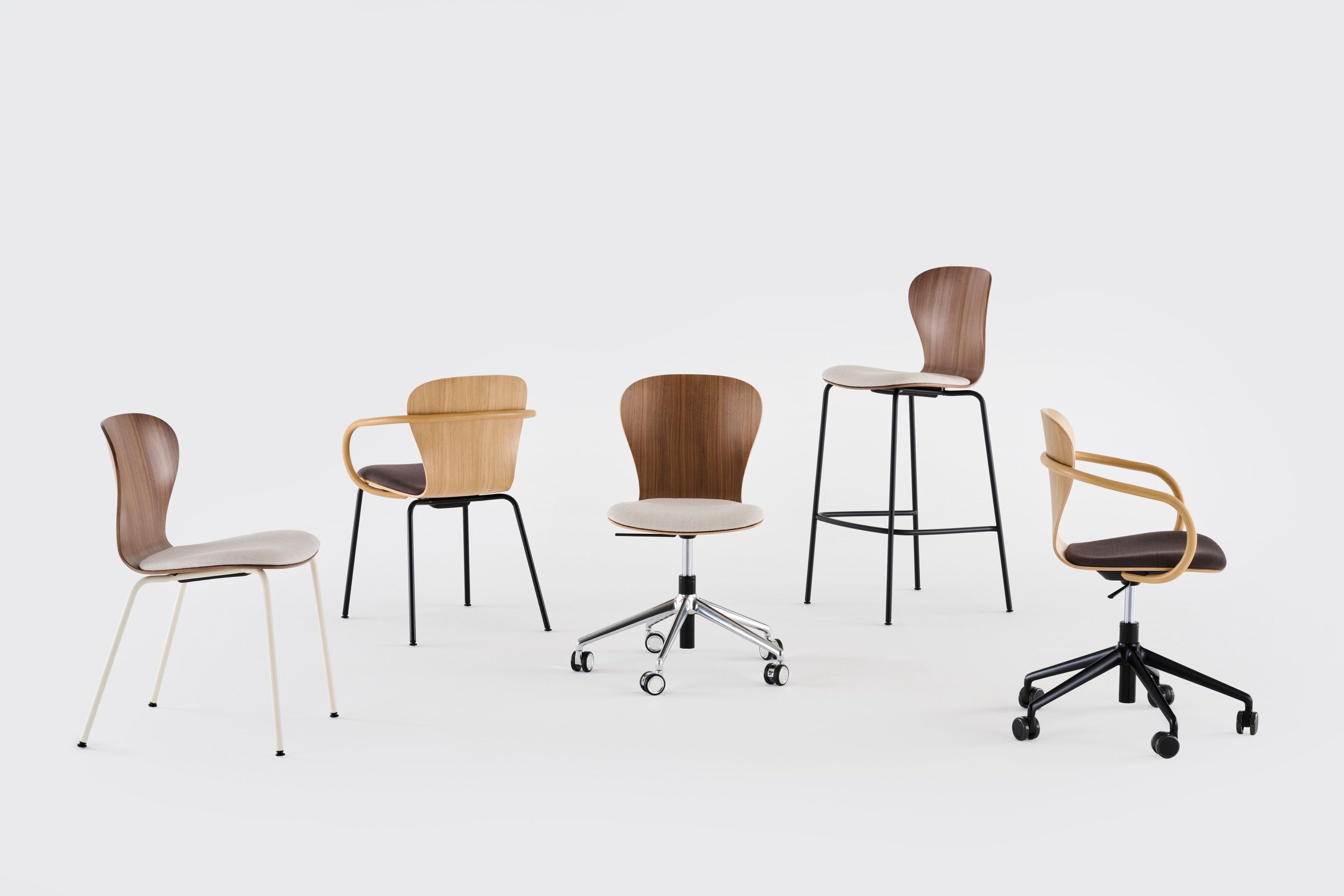 Высокий деревянный стул с мягким сиденьем с подставкой для ног THONET S 220 ARCH-00046268 - Вид №1
