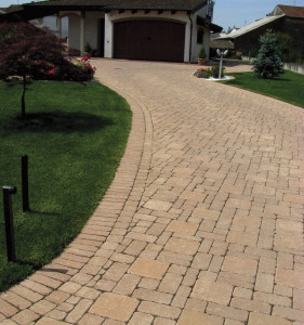 Твердый самоблокирующийся бетон