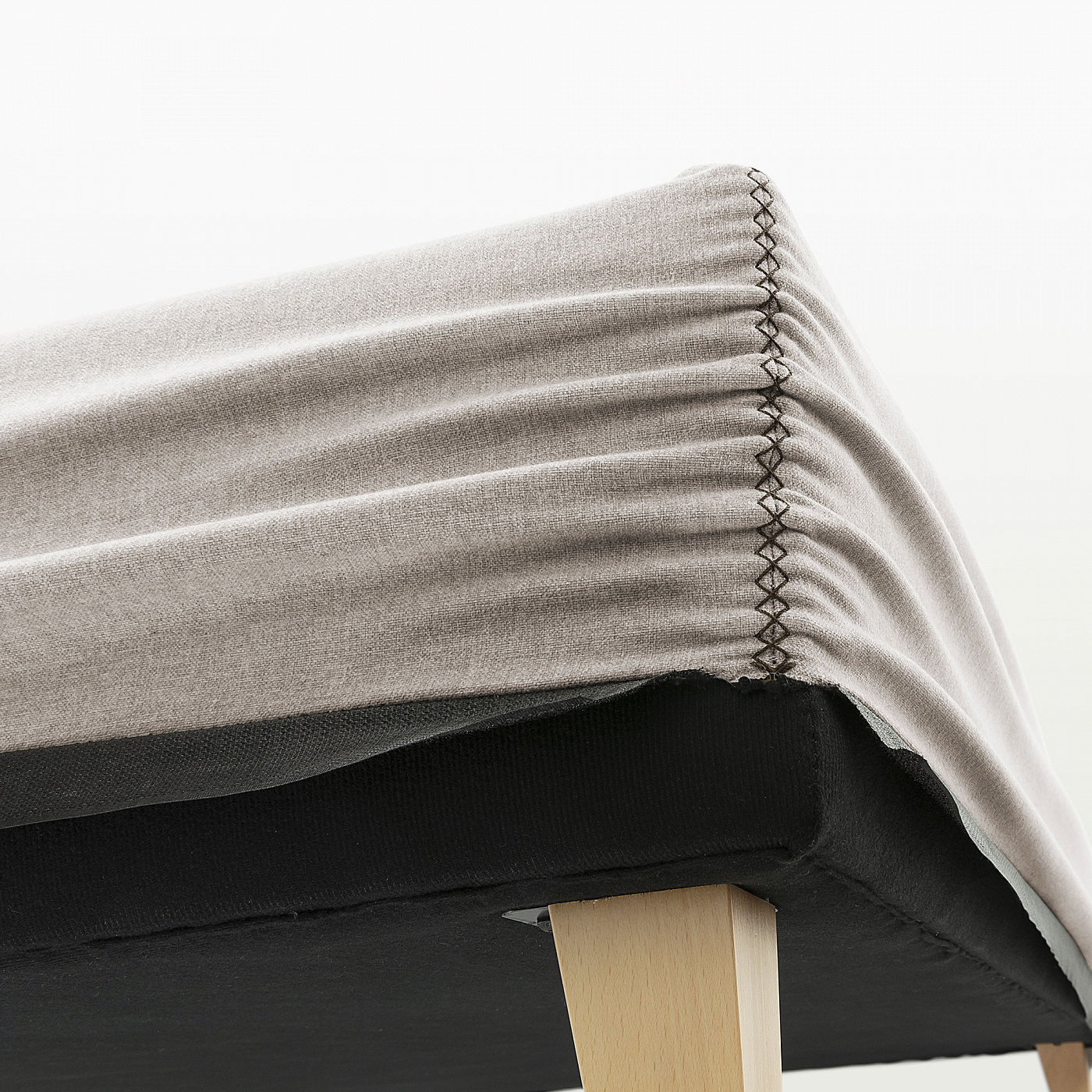 062780 Кровать 150x190 бежевая La Forma Nikos - Вид №3