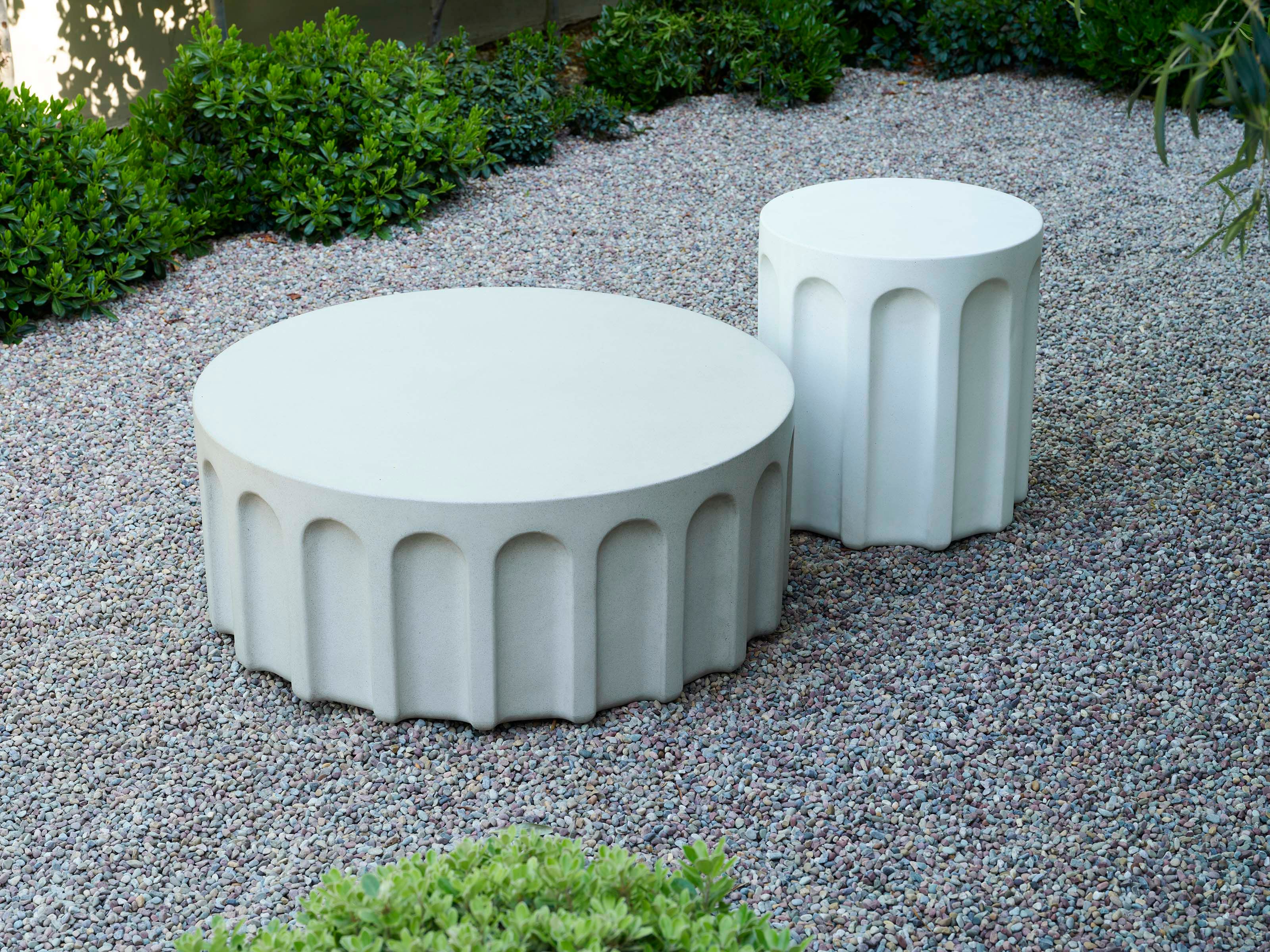 Высокий круглый журнальный столик из железобетона Phase Design форум ARCH-00017472 - Вид №10