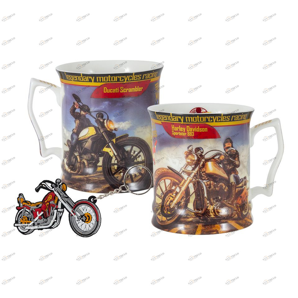 Кружка фарфоровая с брелоком 0,5 л серо-голубая "Мотоцикл Харлей - Дэвидсон Спортстер 883, девушка" CARMANI РЕТРО АВТОМОБИЛИ 00-3946521 Голубой;серый 