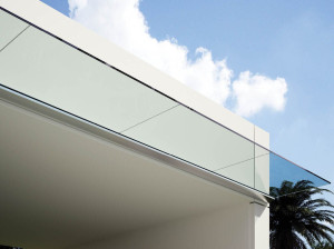 Навес из закаленного стекла