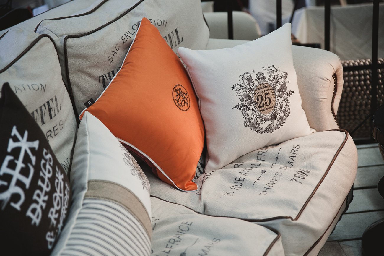 Диван Thomas Eiffei двухместный прямой бежевый ДОМАШНЯЯ ОБСТАНОВКА THOMAS EIFFEI 017179 Бежевый;молочный Santreyd  - Вид №10