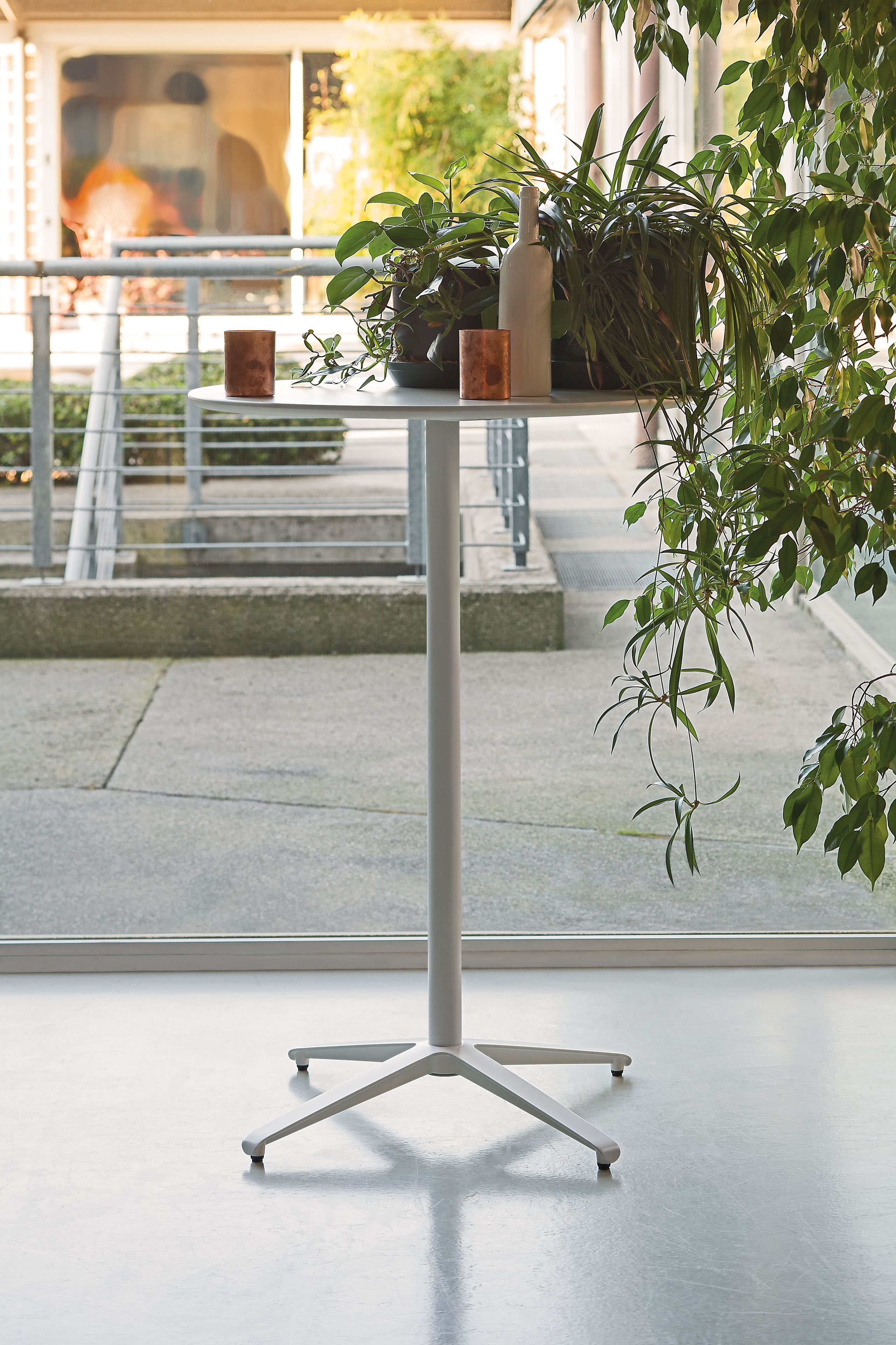 Высокий стол из стали и дерева со спицевым основанием Nahu ARCH-00000114 - Вид №1